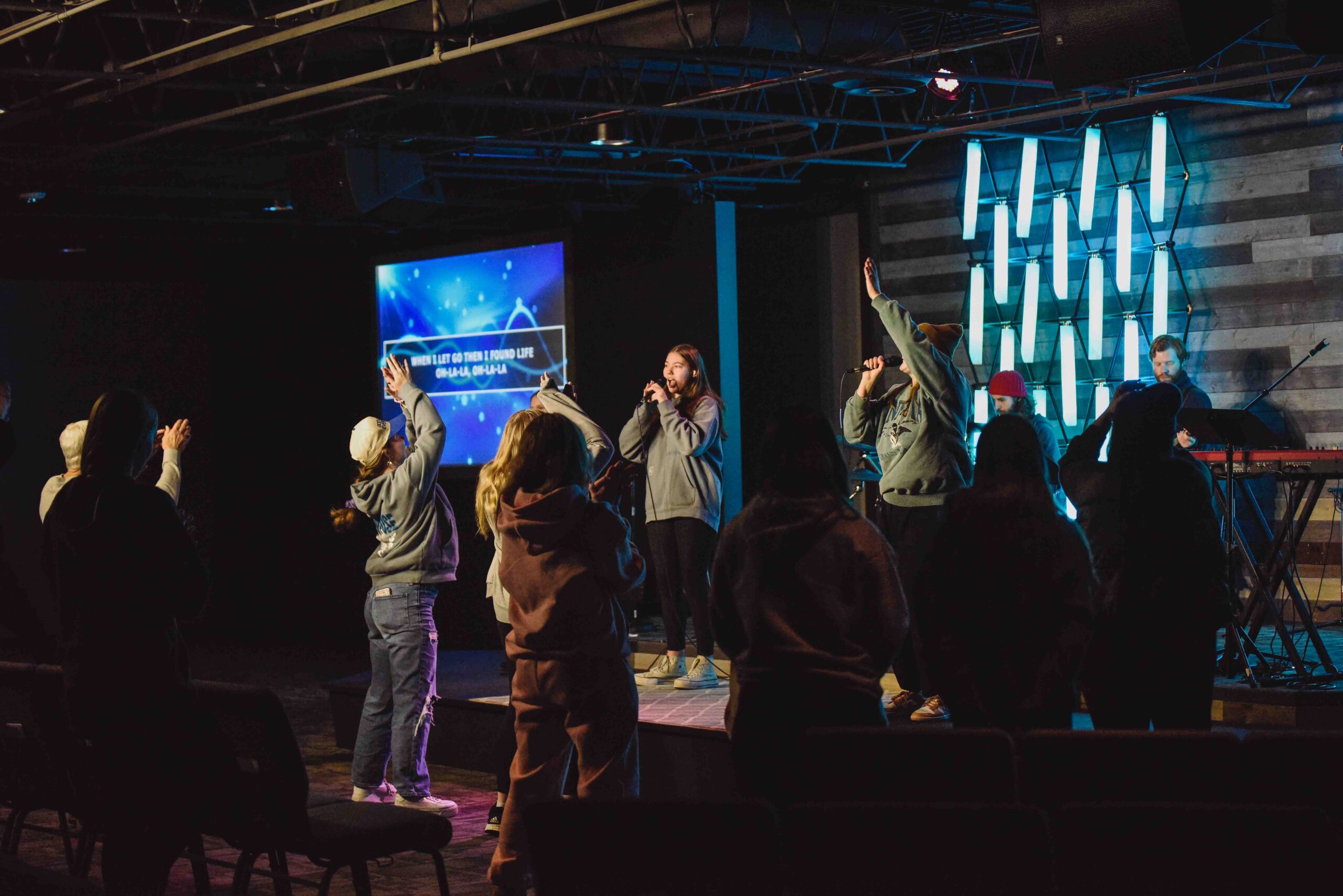 2025.02.05_Worship_KidsMidweek_YouthGroup-115
